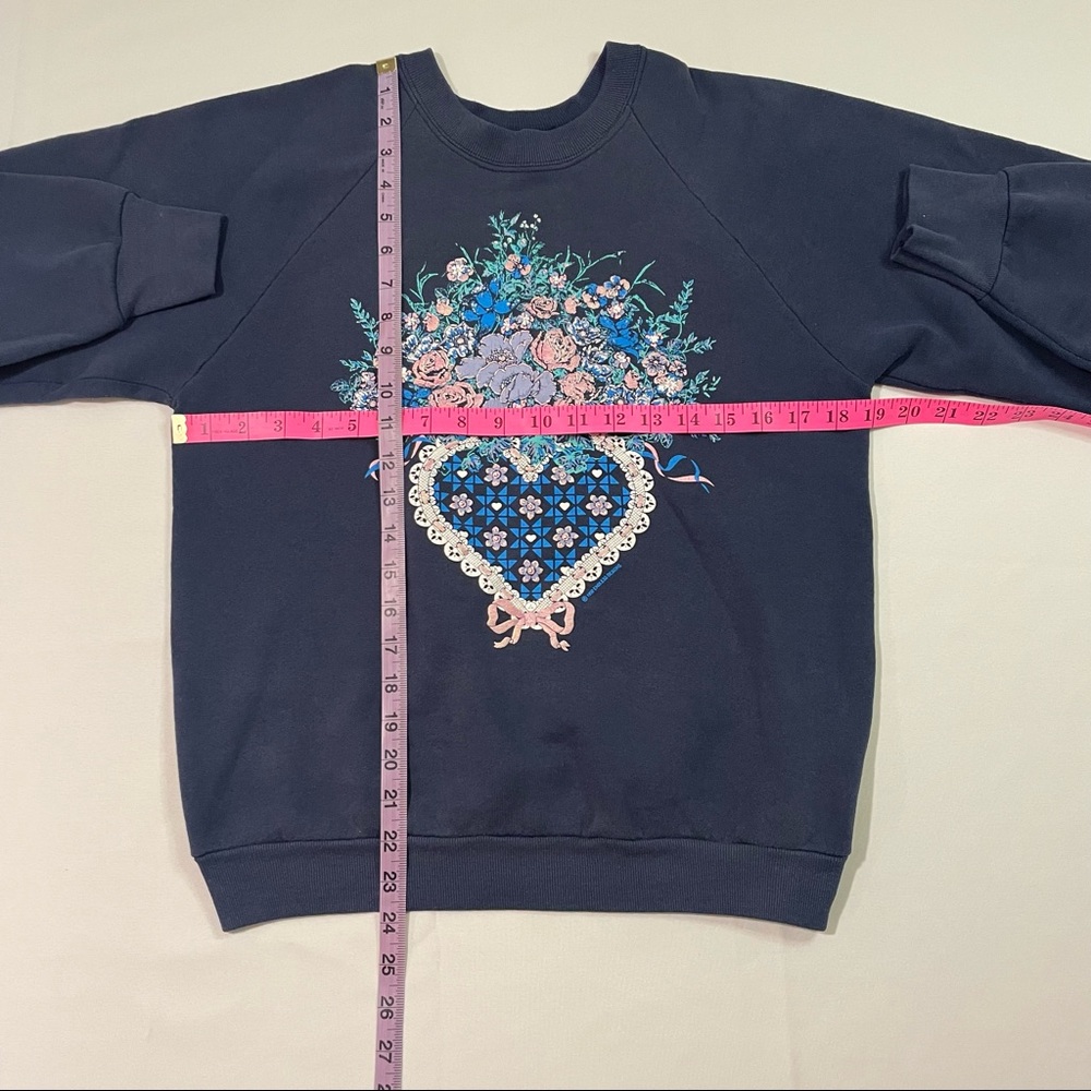Vintage Women’s Puff Paint Pullover Crewneck Size Medium - Picture 7 of 8